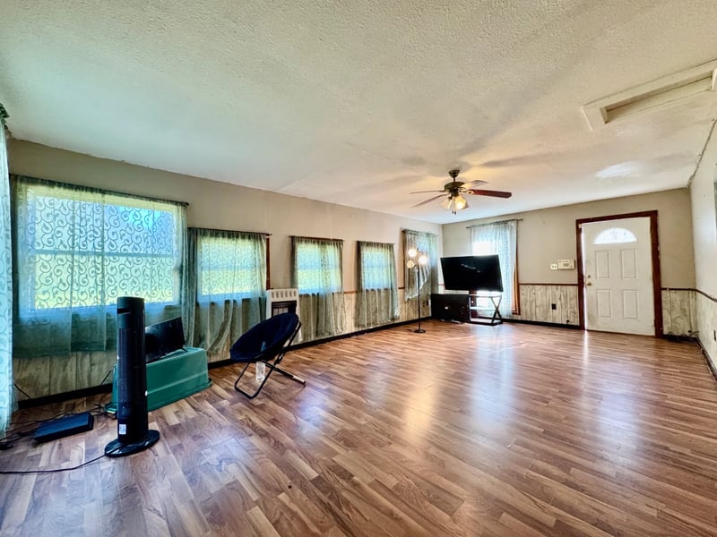 Window-lined living space